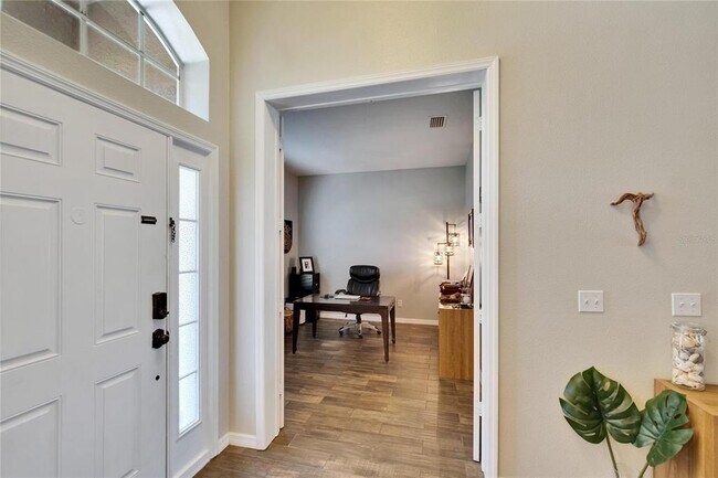 Building Photo - 12802 Cattail Shore Ln