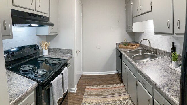 Camellia Court Apartments 219 Knollwood Ln Alexander City AL Camellia Court Apartments 219 Knollwood Ln Alexander City AL