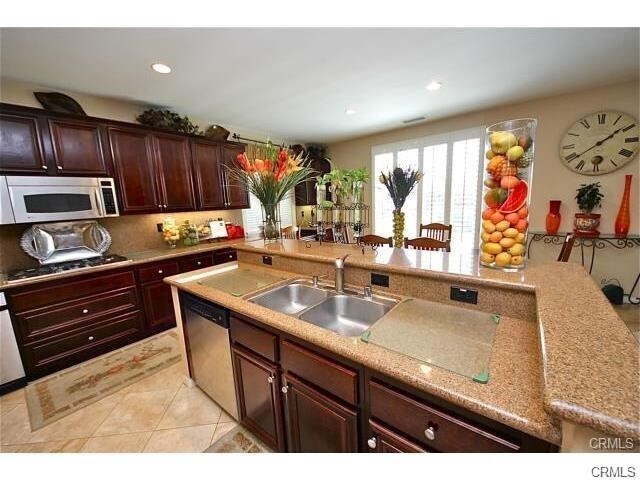 Building Photo - 12423 Greentree Dr