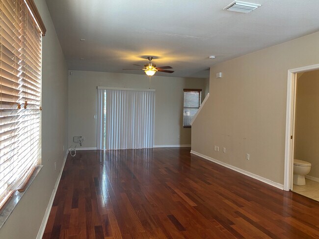 Building Photo - 4917 Elizabeth Anne Cir