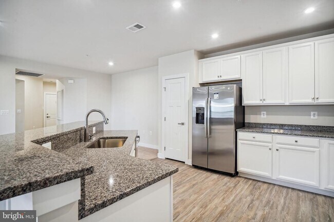 Foto del edificio - 3412 Angelica Wy