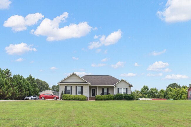 Building Photo - 6090 Cox Gap Rd