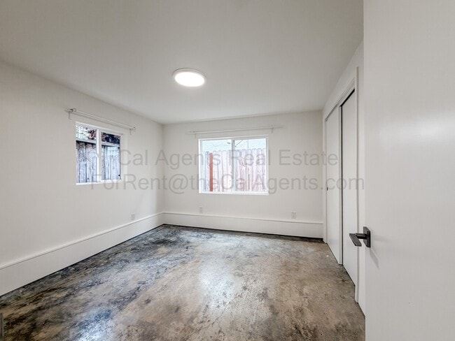 Building Photo - 5115 Shattuck Ave.