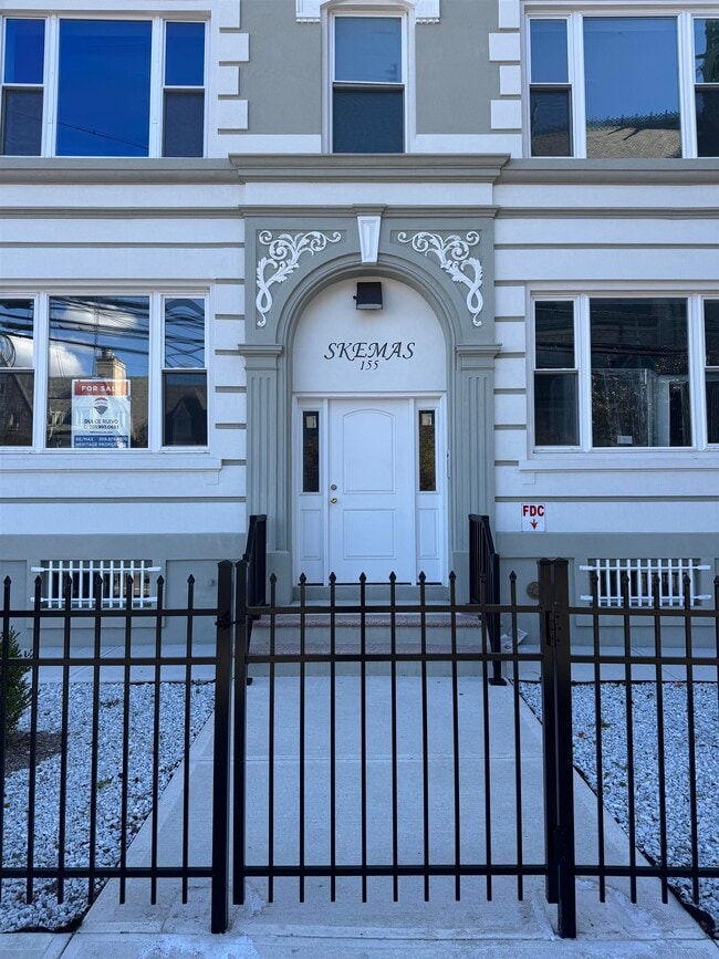 Foto del edificio - 155 Clifton Ave