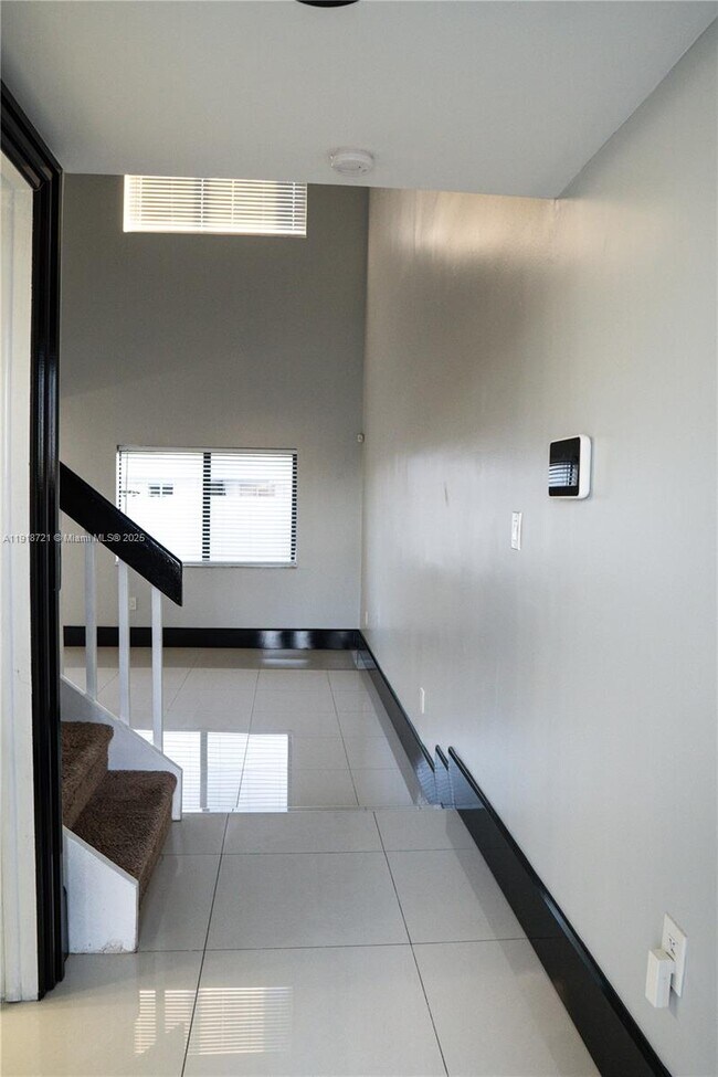 Foto del edificio - 14318 SW 176th Ter