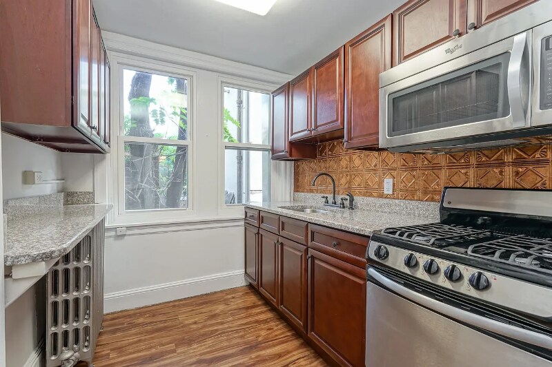 Foto principal - 905-909 Christian St