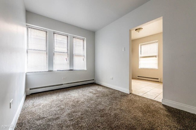 Foto del edificio - 3 br, 2 bath Apartment - 5100 W Madison St