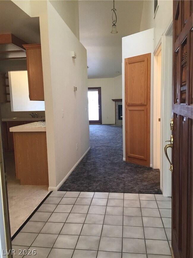Building Photo - 2616 Magic Moon Ln