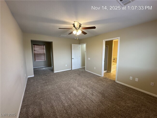 Foto del edificio - 6853 Feral Dove St