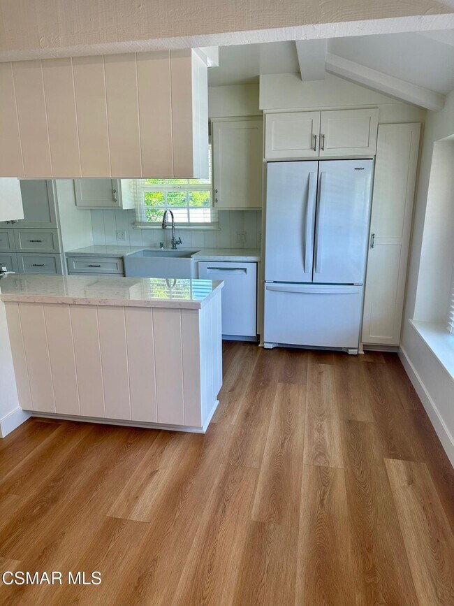Foto del edificio - 23939 Oxnard St