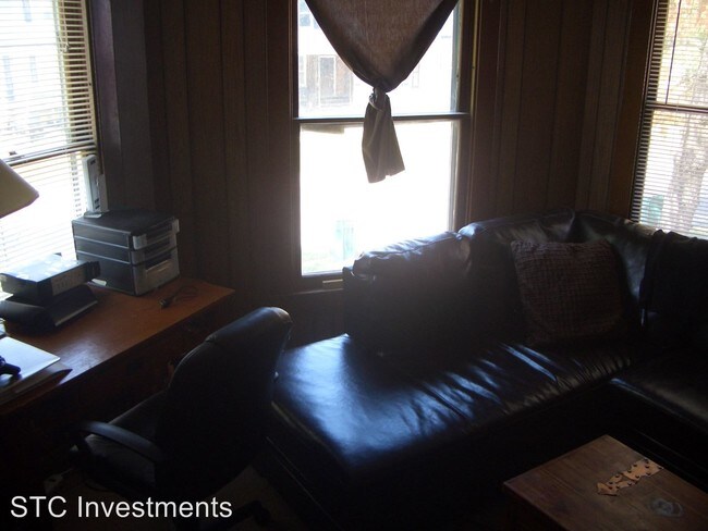 Foto del edificio - 1 br, 1 bath House - 631 1/2 N. Johnson