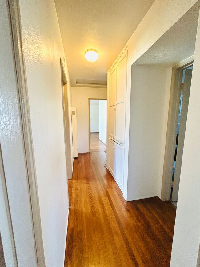 Foto del edificio - Live by Windansea Beach in La Jolla - 4BD/2.5BA Home - Only $5,995/mo!