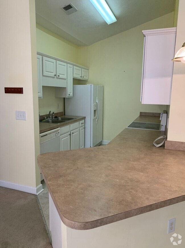 Building Photo - 155 Westhaven Dr