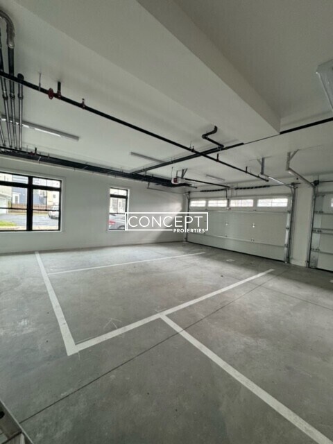 Foto del edificio - 157 Everett St