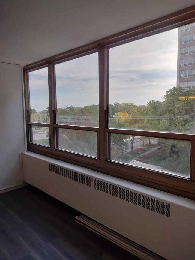 Foto del edificio - 3950 N Lake Shore Dr