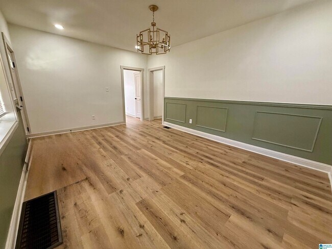 Foto del edificio - 212 Bankhead Hwy W