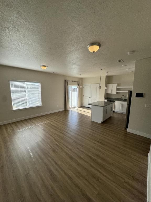 Building Photo - 1103 W 600 S