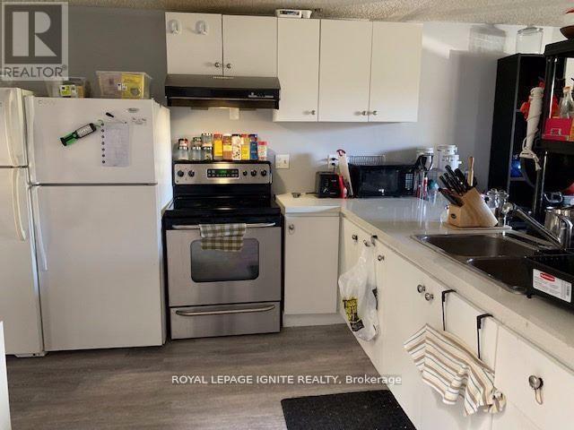 Building Photo - 65 Hickling Trail