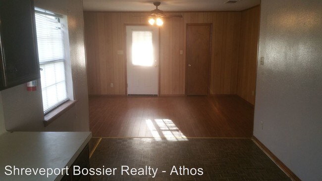 Foto del edificio - 2 br, 1 bath House - 2761 Waggoner Ave