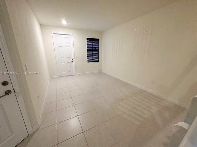 Foto del edificio - 11098 W 33rd Way