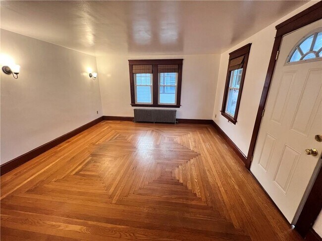 Foto del edificio - 6 Greene Ln