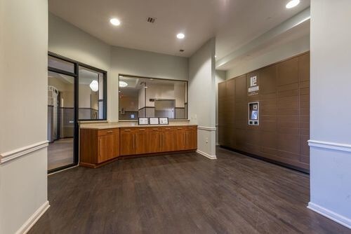 Foto del edificio - 355 S Van Brunt St