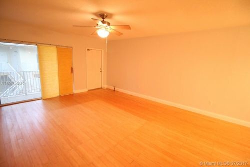 Foto del edificio - 1150 99th St