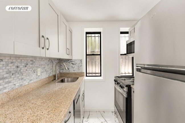 Building Photo - 615 Lincoln Pl