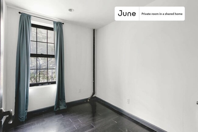 Building Photo - Room in Shared 3 bed/1 bath home