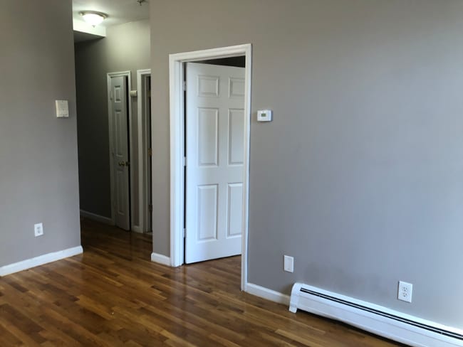 Building Photo - 5110 Palisade Ave