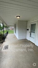 Building Photo - 140 Ebenezer Ave