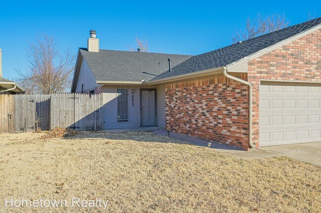 Building Photo - 3 br, 2 bath House - 8023 NW 80th Street