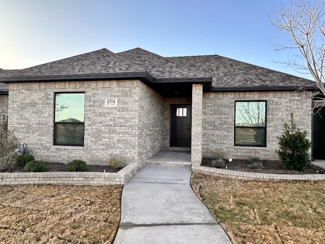 Building Photo - 1314 Milltown Rd