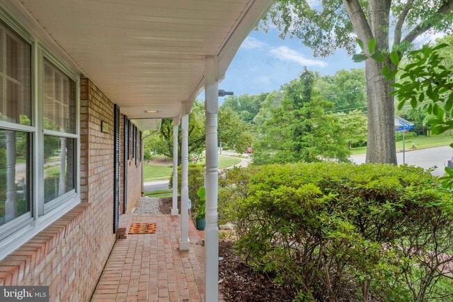 Building Photo - 8632 Aberdeen Ct