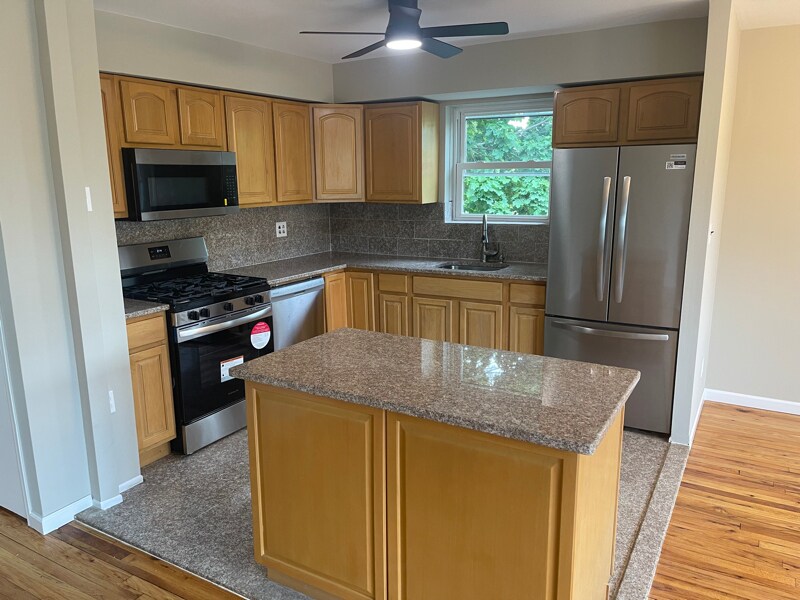 Foto principal - 41-21-248-40 248th St