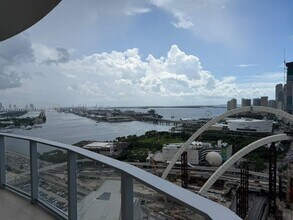 Building Photo - 1400 Biscayne Blvd