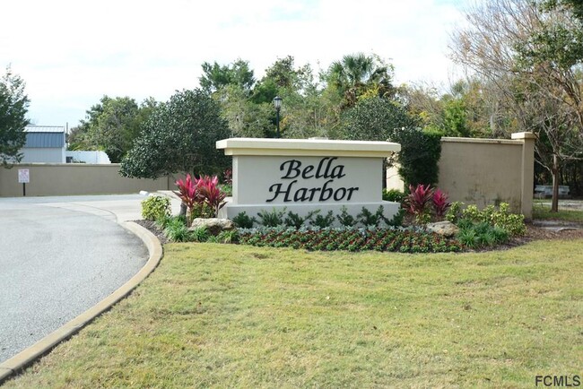 Building Photo - 100 Bella Harbor Ct