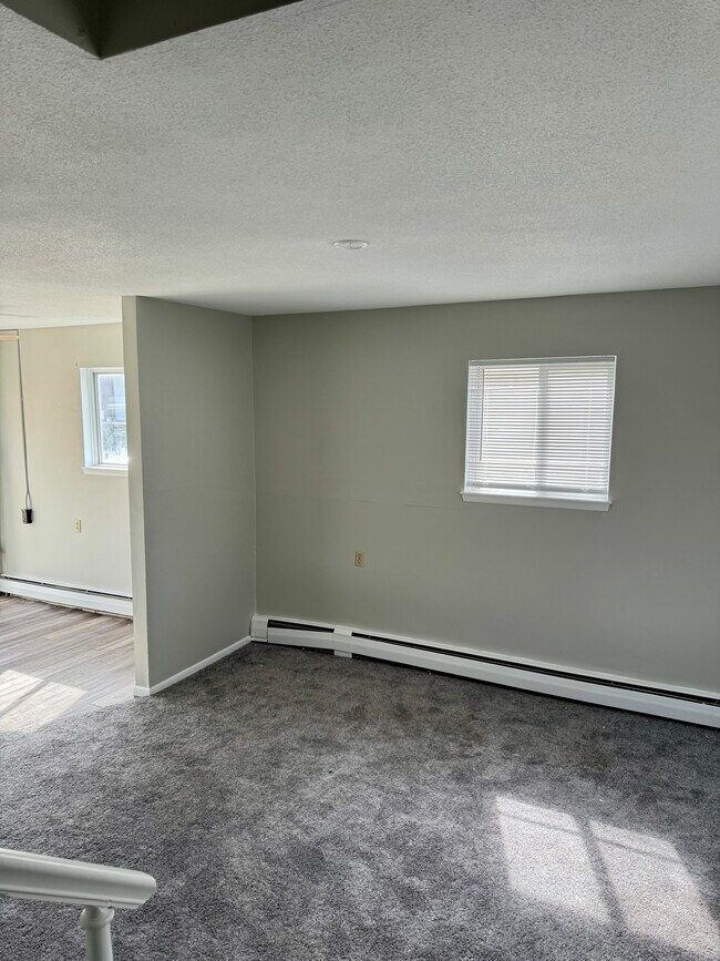 Foto del edificio - 1921 E 33rd St