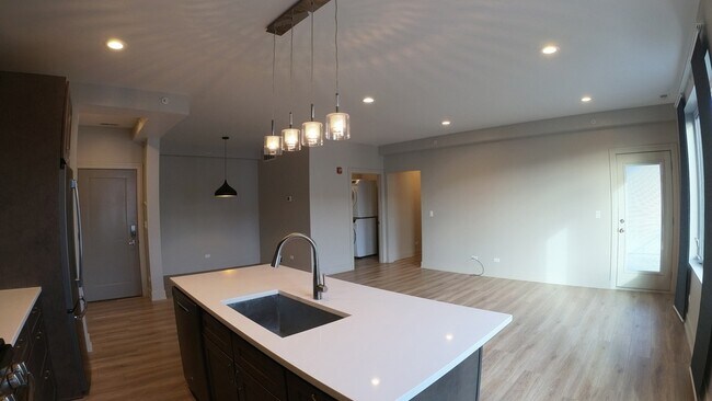 Foto del edificio - 5001 Prospect Ave