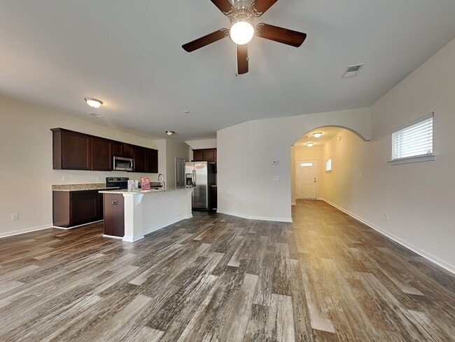 Building Photo - 394 Eagle Feather Loop