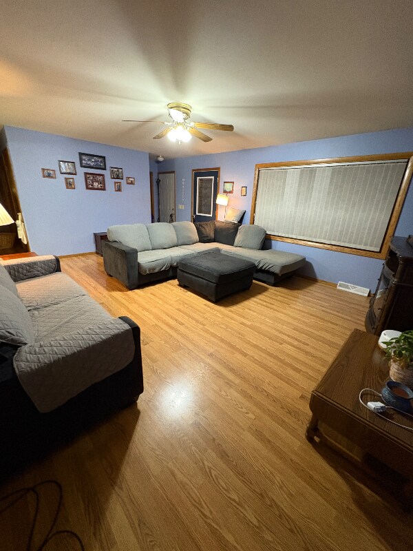 Foto del edificio - 2120 Walker Rd