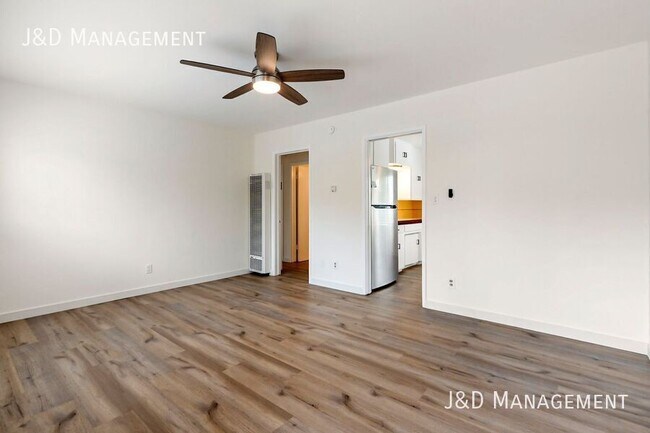 Foto del edificio - Charming Duplex in North Clairemont