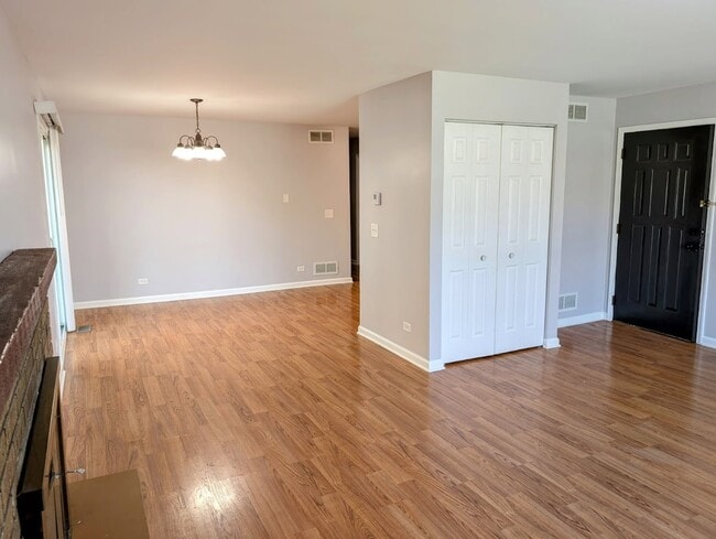 Building Photo - 1003 Manchester Ct