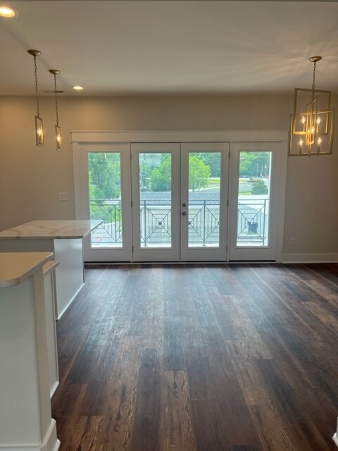 Foto del edificio - Tri-level home with attached 2 car garage in Belle Meade Highlands!