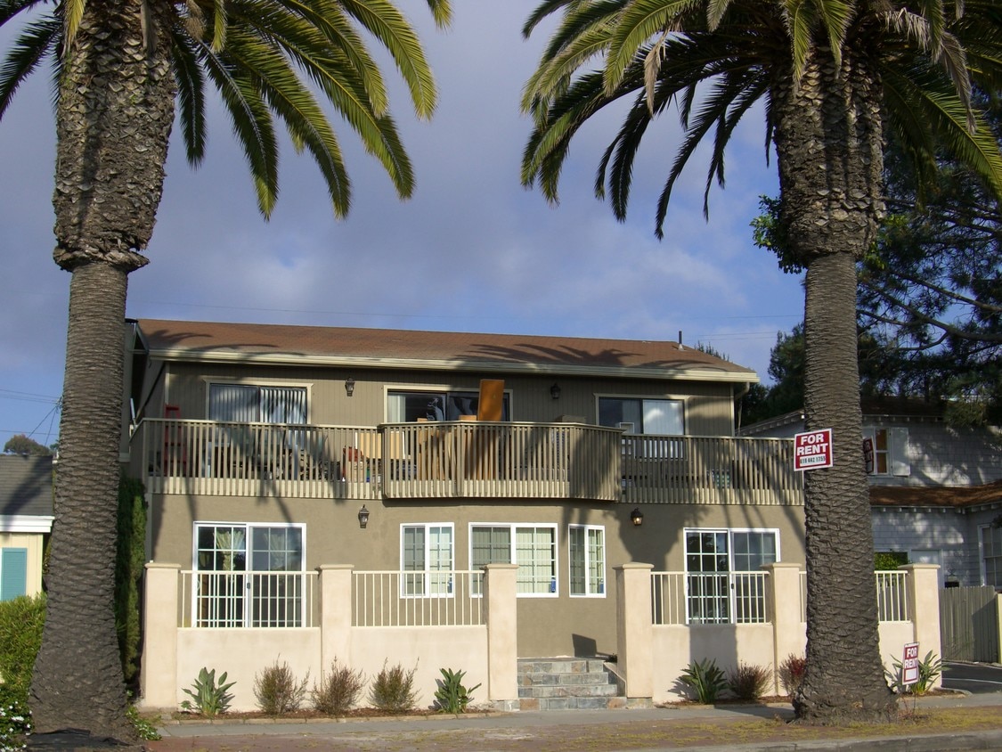 Primary Photo - 6627-6631 La Jolla Blvd