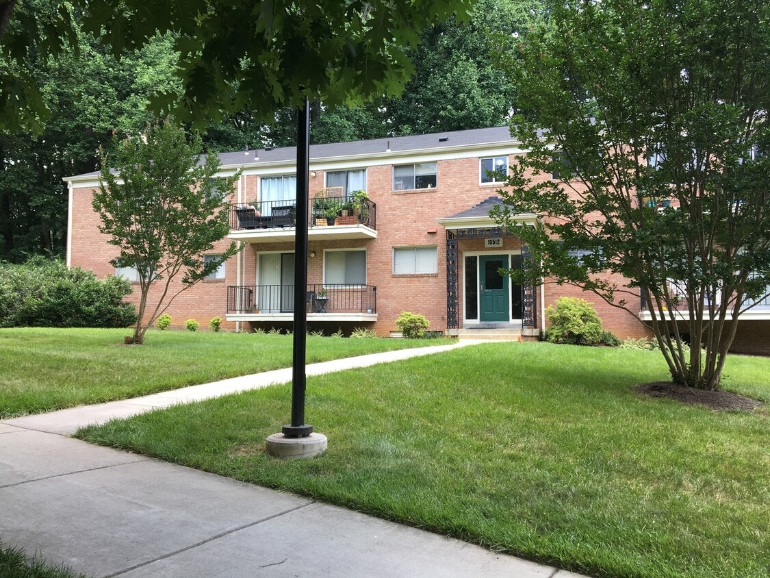 Photo - 10512 Weymouth Street #203