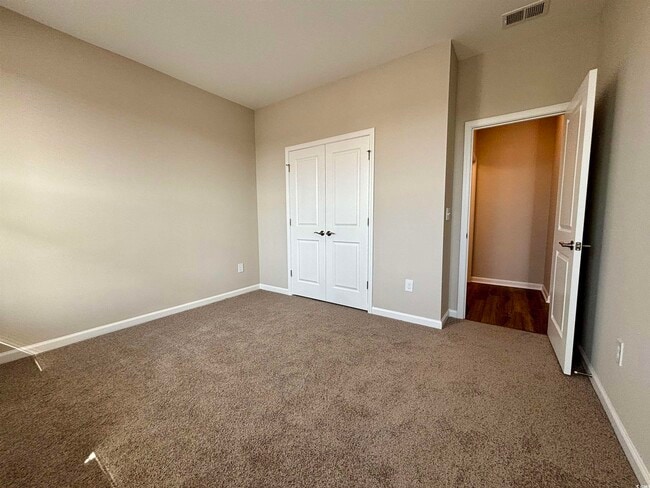 Building Photo - 2228 Flatleaf Ct