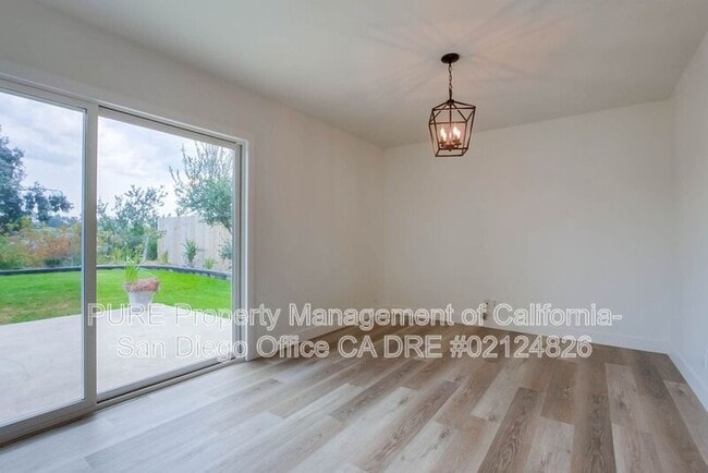 Building Photo - 4414 La Portalada Dr