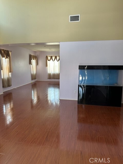 Building Photo - 13748 Camino Lindo St
