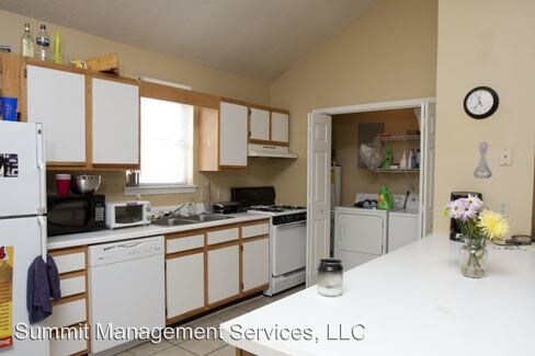 Building Photo - 2 br, 2 bath Room For Rent - 1011 Van Dorn